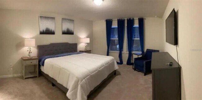 Foto del edificio - 7132 Oakmoss Loop