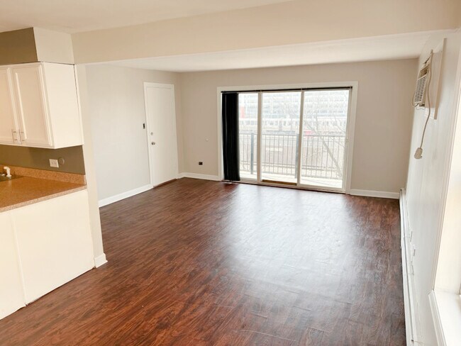 Foto del edificio - 5727 S Kenton Ave