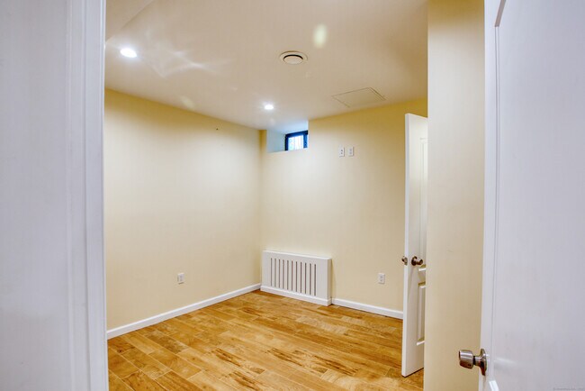 Foto del edificio - 247 Willow St