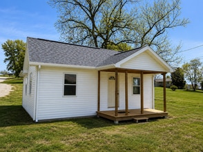 Building Photo - 426 Cherry St
