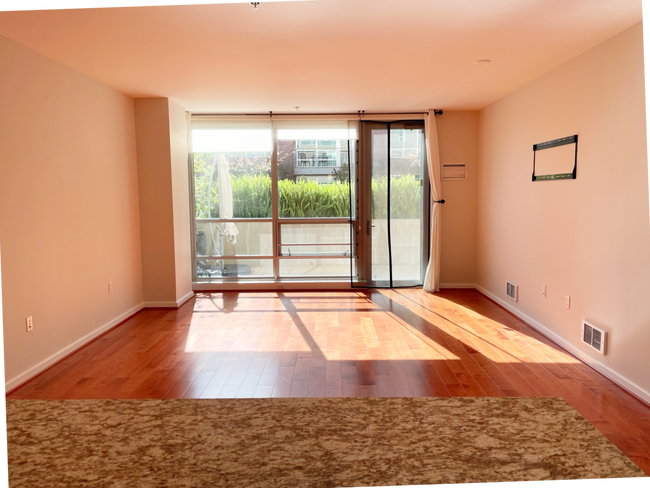 Foto del edificio - 325 Berry St