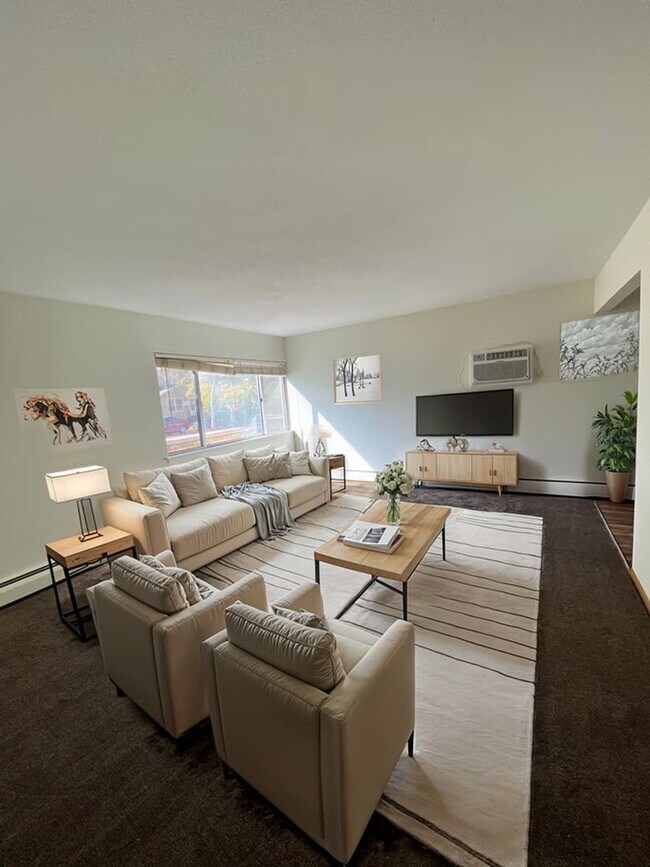 Foto del edificio - 1117 7th St SE