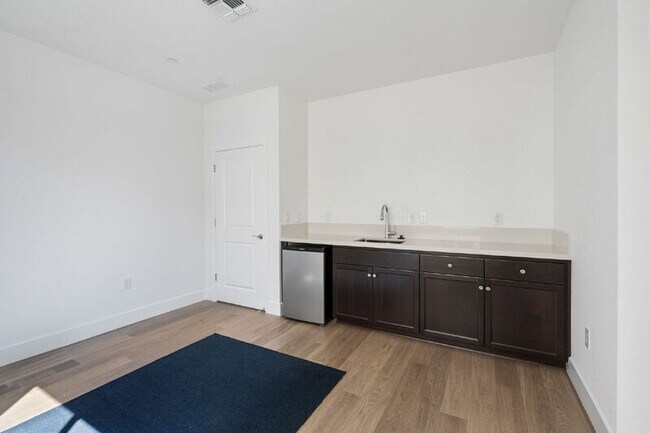 Foto del edificio - 1416 Marmo Cir