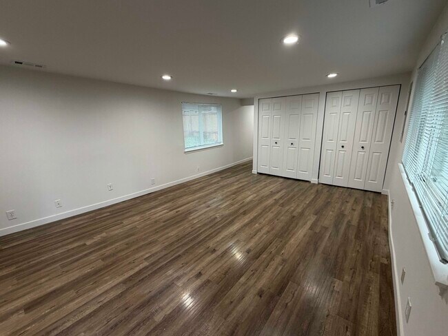 Foto del edificio - 16606 111th Ave SE