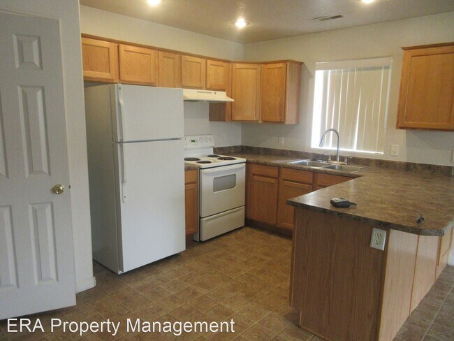 Building Photo - 3 br, 2 bath House - 1938 N 550 W