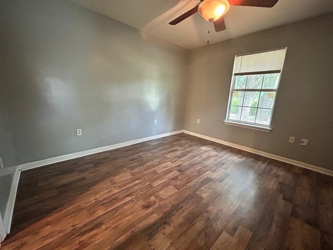 Photo - 124 30th 1/2 Townhome