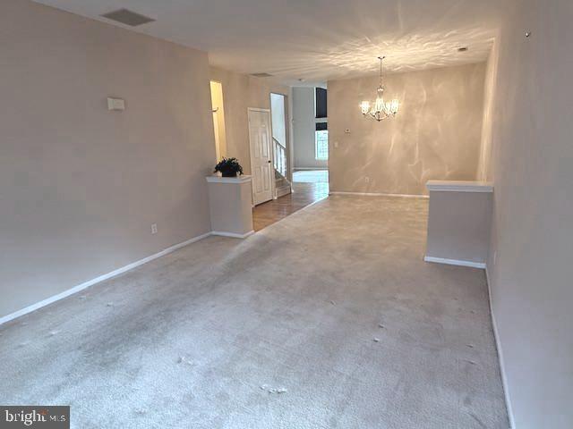 Foto principal - 8003 Normandy Dr