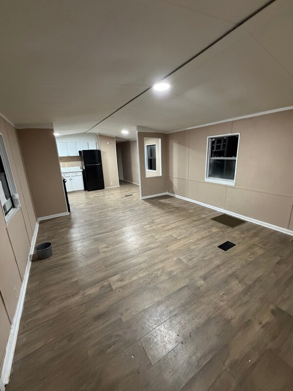 Foto del edificio - 4885 Otter Creek Rd