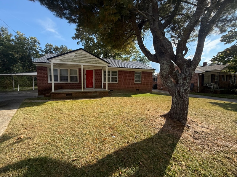 Primary Photo - 1105 Sycamore Rd