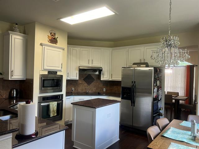 Building Photo - 8736 Clearview Ct