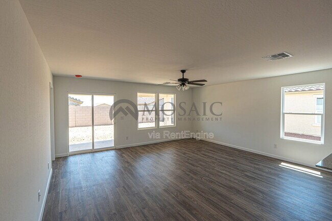 Building Photo - 1445 Jaycie Dr