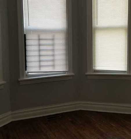 Building Photo - 1439 W 51st St