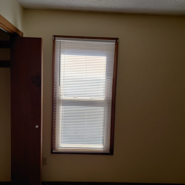 Foto del edificio - 1726 S Cypress St