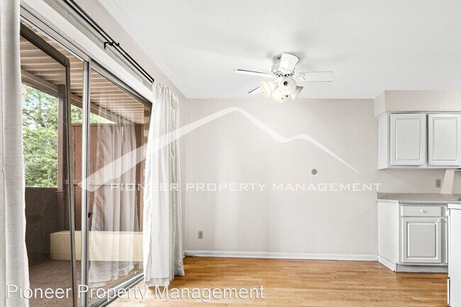 Building Photo - 2 br, 1 bath House - 252 Pennsylvania #207
