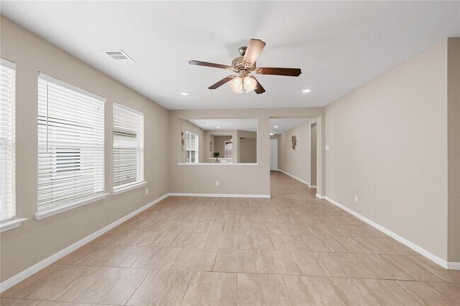 Building Photo - 29223 Legends Hill Dr