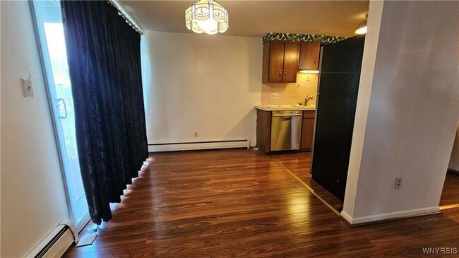 Foto del edificio - 3433 Harlem Rd