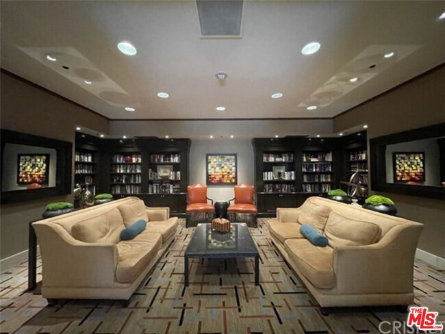 Foto del edificio - 10724 Wilshire Blvd