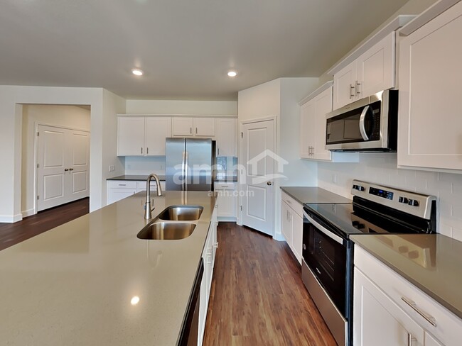 Foto del edificio - 8225 Joyce St
