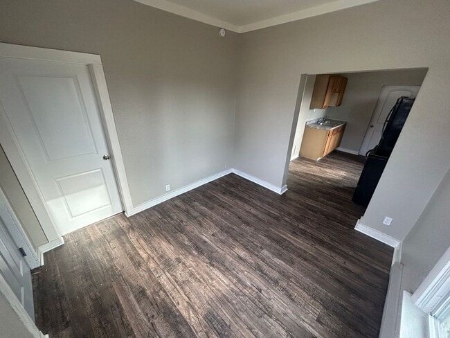 Foto del edificio - Cozy 2 Bedroom Home Near South Toledo Neighborhood