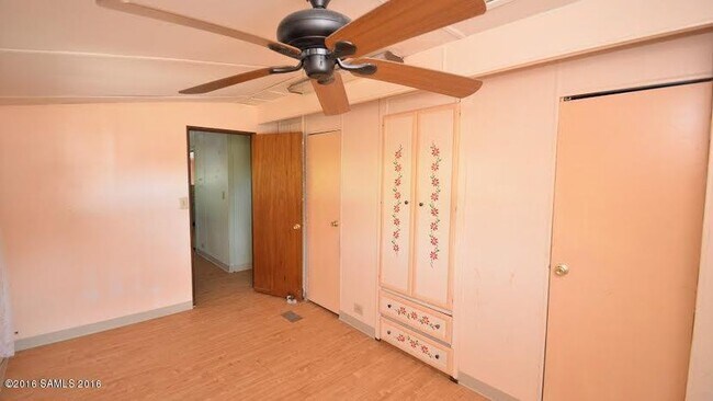 Building Photo - 4959 E Ironwood Cir