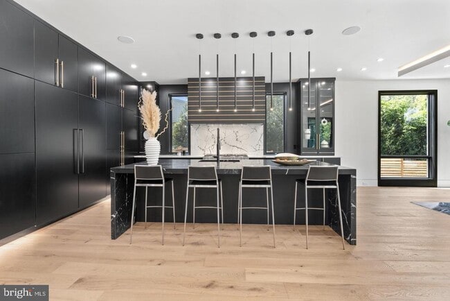 Foto del edificio - 1138 Basil Rd