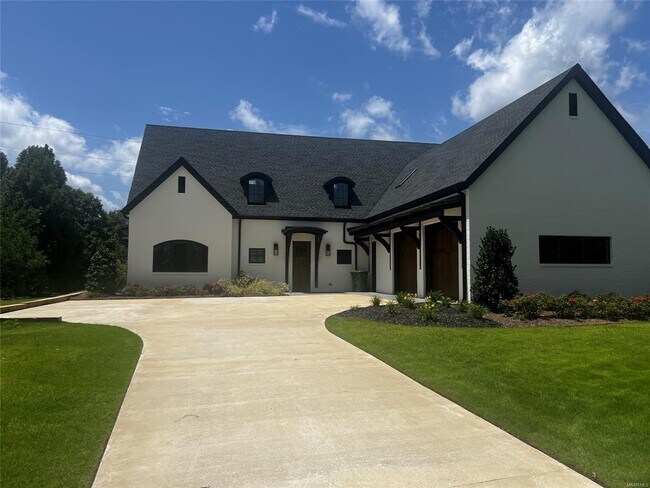 Foto del edificio - 3540 Oak Grove Cir