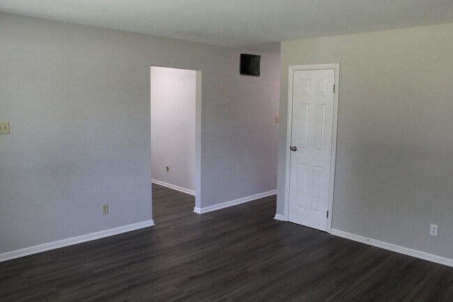 Foto del edificio - 2 BR Duplex in Avon!