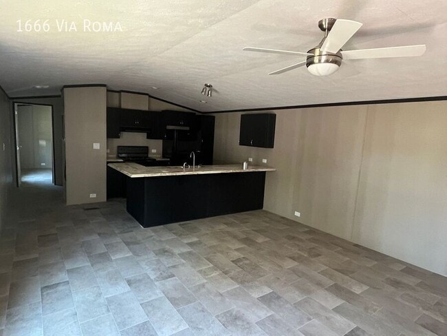 Photo - 1666 Via Roma Dr House