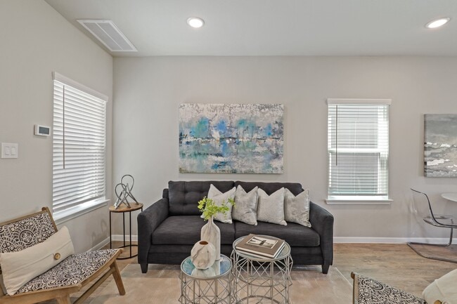 Building Photo - 13507 Axel Ln