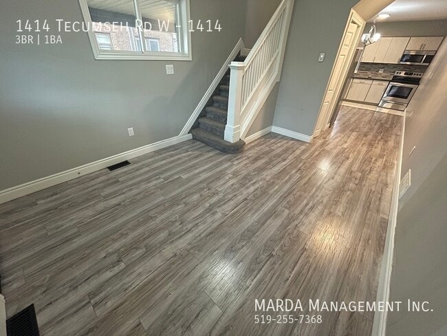 Building Photo - MODERN 3 BED/ 1 BATH WEST WINDSOR + HYDRO & GAS!