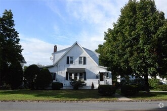 Building Photo - 121 Hutchinson Blvd