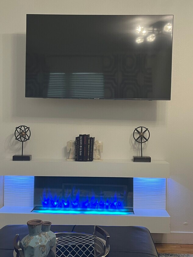 Foto principal - 1205 Belvedere Dr