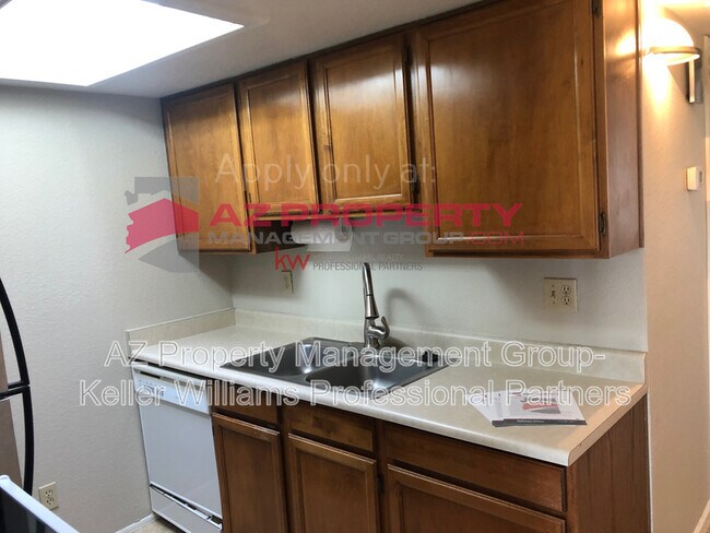 Foto del edificio - 8888 N 47th Ave