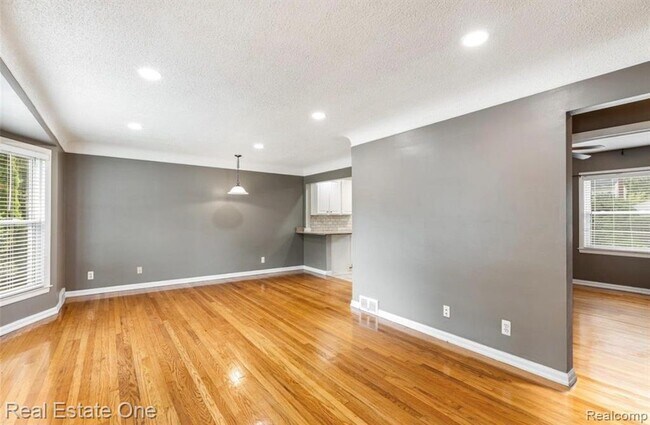 Building Photo - 4313 Berkshire Rd