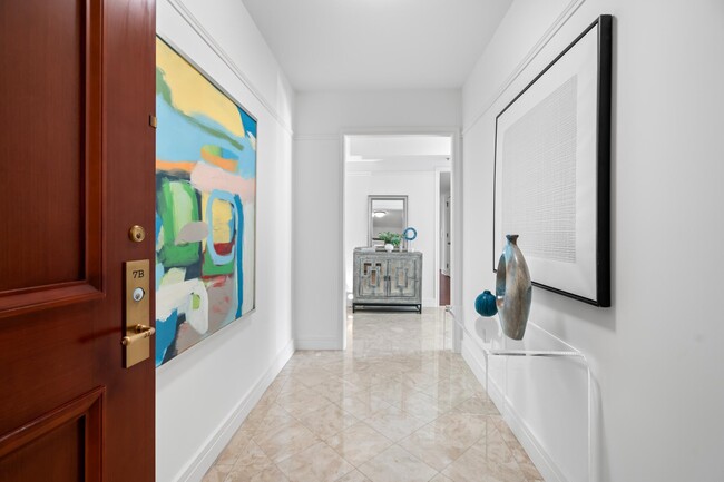 Building Photo - 1111 23rd St NW