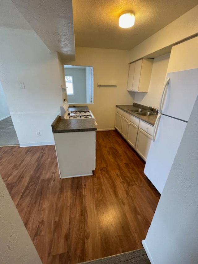 Foto del edificio - 2136 Belmont Ln