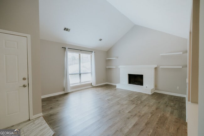 Building Photo - 1256 Minhinette Dr