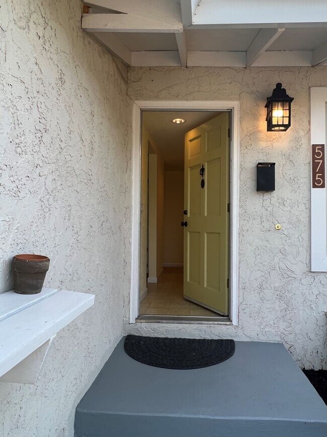 Foto del edificio - Spacious 1,196 Square Foot  4BR Home Across from Technology High School | Large Yard & 2-Car Garage"