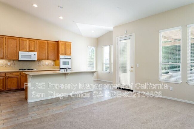 Building Photo - 3115 Ferncreek Ln