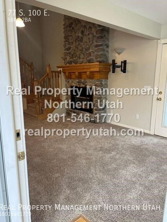 Foto del edificio - 77 S 100 E