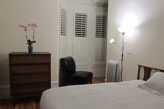 Building Photo - 308 Brookline St.