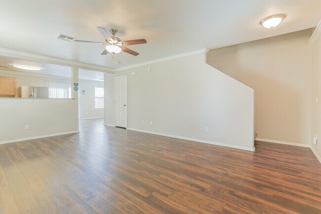 Building Photo - 2297 E Meadow Chase Dr