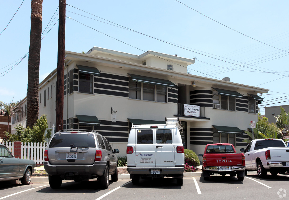 Primary Photo - Esperanza Apartments