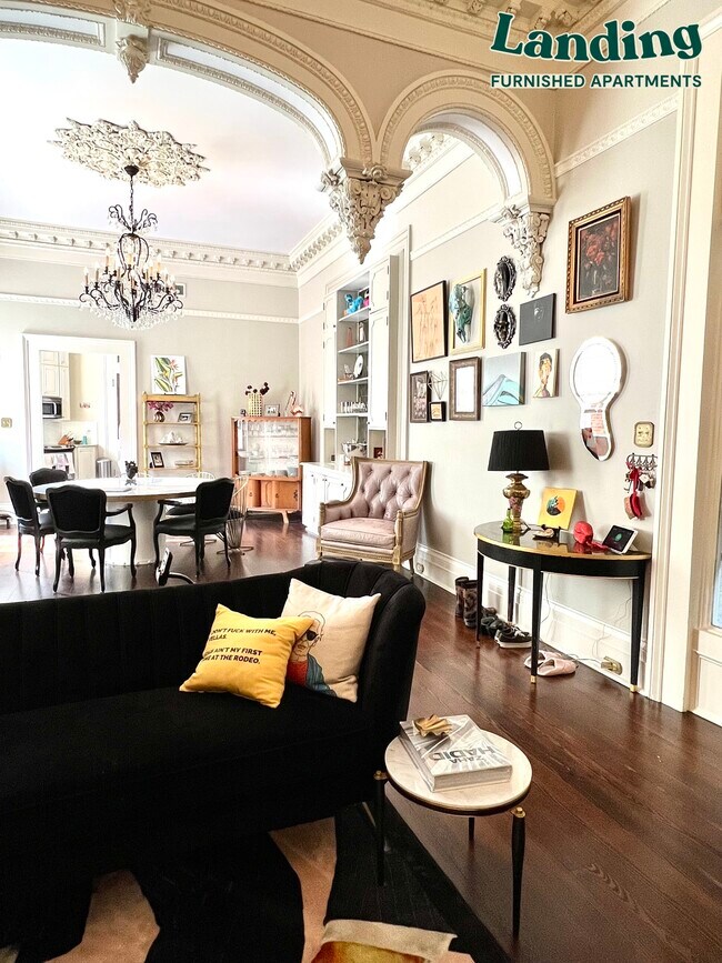 Foto del edificio - 1029 Bourbon St