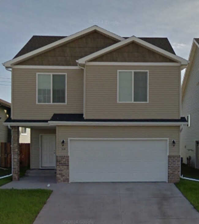 Foto del edificio - 3 Bed 3 Bath Single Family Home