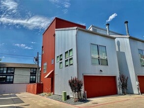 Building Photo - 4213 Dickason Ave
