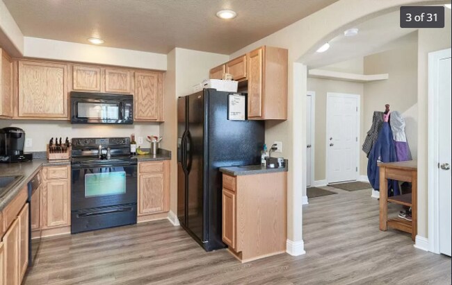 Building Photo - 6963 Boot Strap Ct