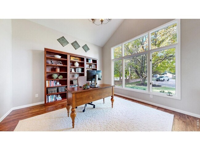 Building Photo - Luxury 5 Bedroom Home in Highly Sought After Fort Collins Neighborhood
