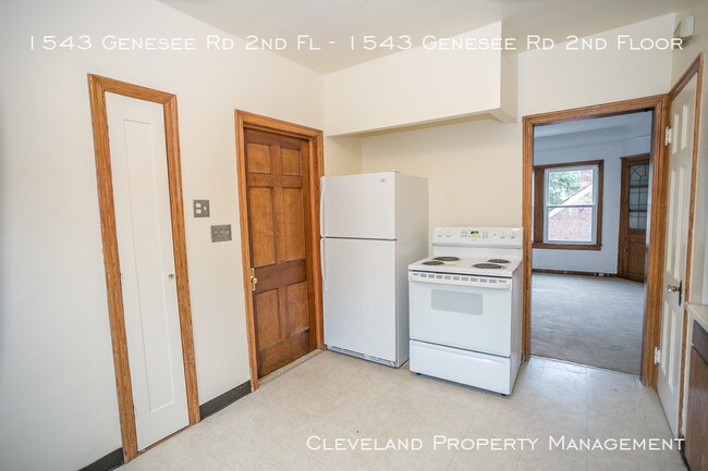 Building Photo - 1543 Genesee Rd