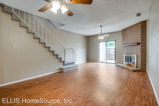 Building Photo - 2 br, 1.5 bath House - 222 Samuel Blvd 5L